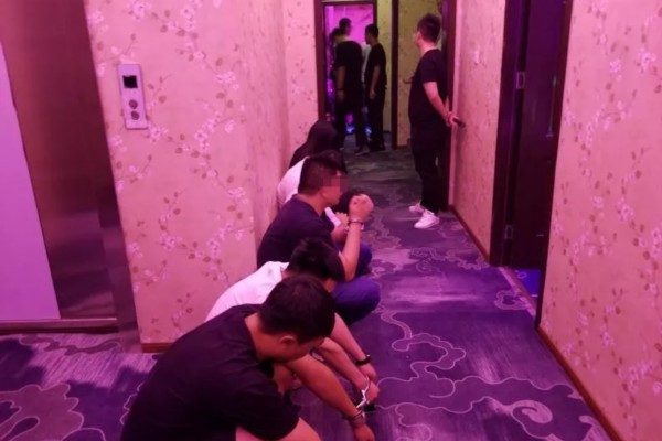 招聘信息！成都夜生活警察，养生休闲两不误(成都晚上治安怎么样)